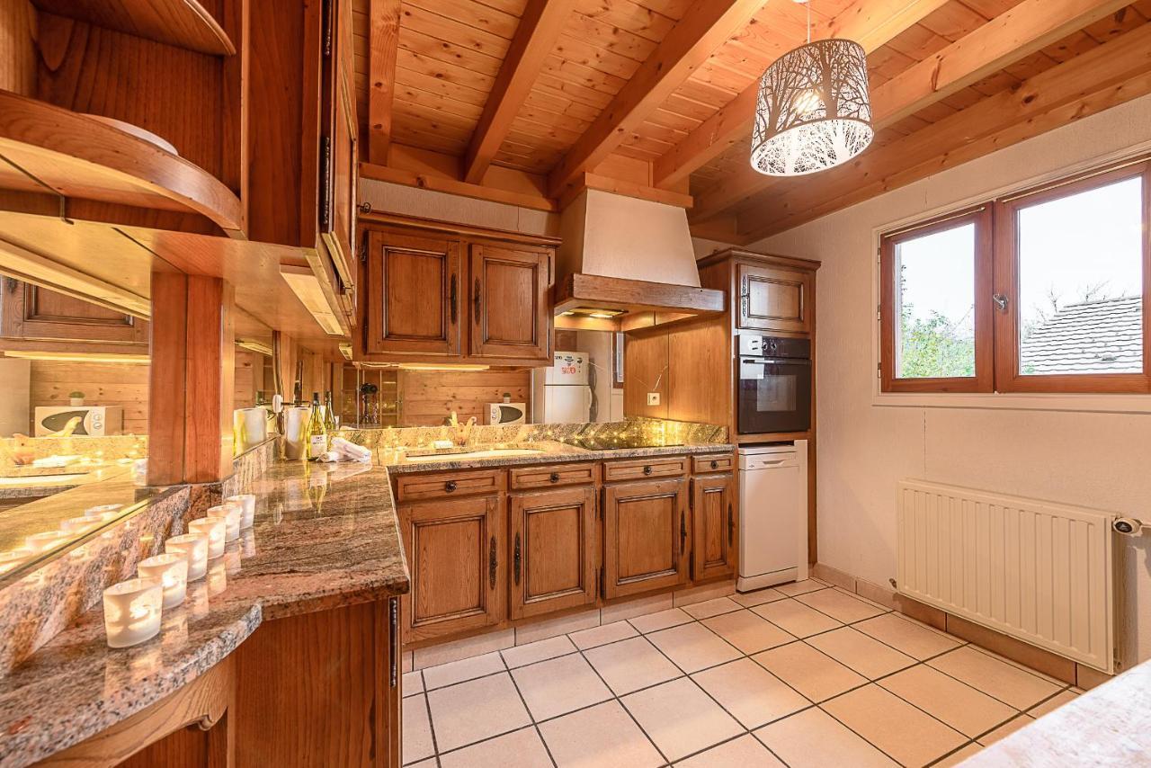 St Jorioz- Cosy Chalet Vue Lac Et Montagnes - Lla Selections By Location Lac Annecy سان جوريوز المظهر الخارجي الصورة