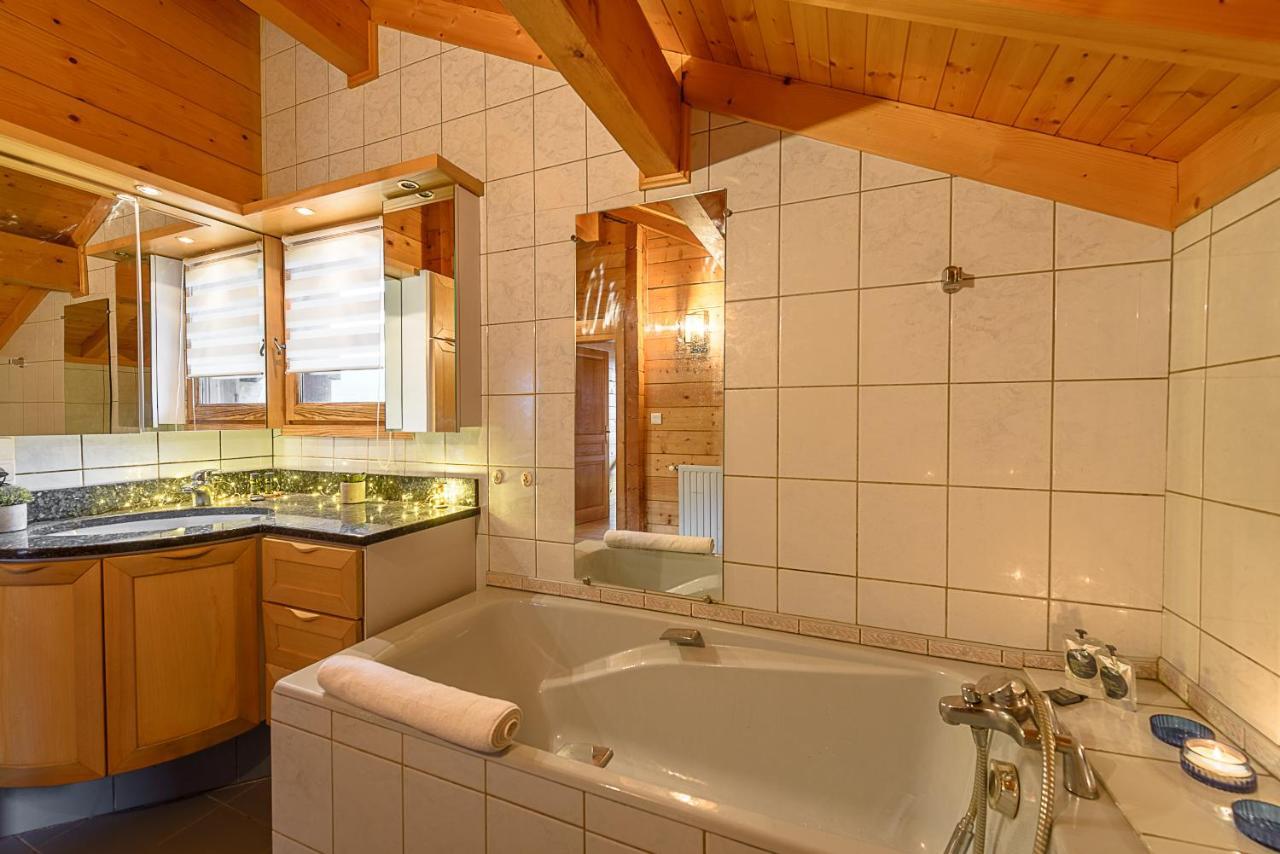St Jorioz- Cosy Chalet Vue Lac Et Montagnes - Lla Selections By Location Lac Annecy سان جوريوز المظهر الخارجي الصورة