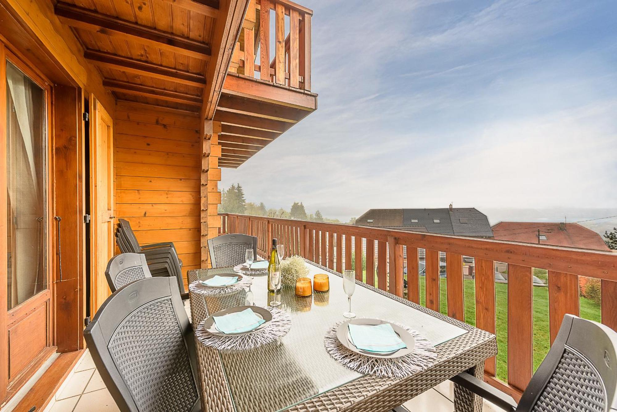 St Jorioz- Cosy Chalet Vue Lac Et Montagnes - Lla Selections By Location Lac Annecy سان جوريوز المظهر الخارجي الصورة